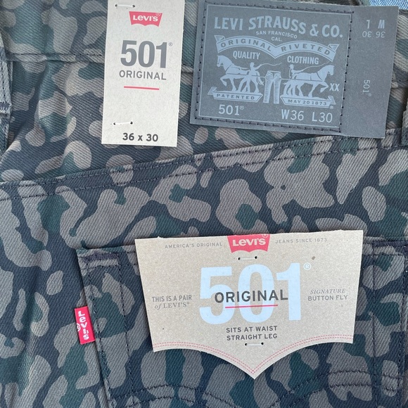 LEVI’S ORIGINAL Men’s CAMO 501 JEANS NWT. - Picture 10 of 15